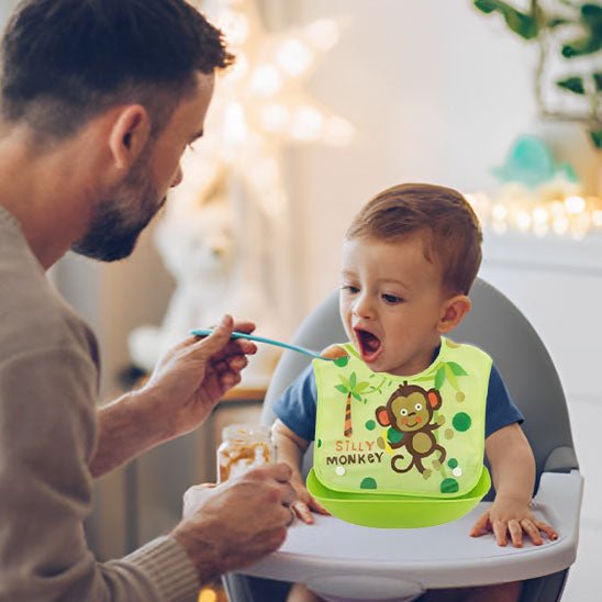 bavoir bebe silicone repas parent enfant chaise haute