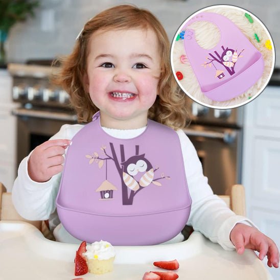 bavoir bebe violet enfant sourire chaise haute fruit