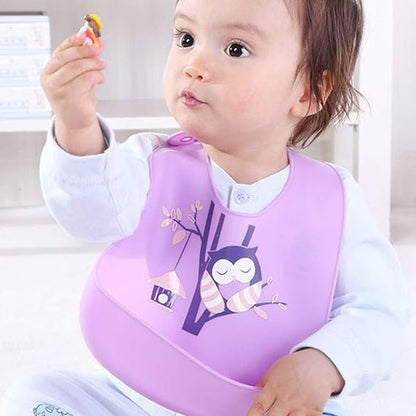 bavoir bebe violet bebe mange accessoire main